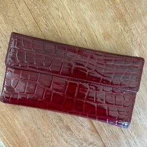 Lodis burgundy faux croc wallet